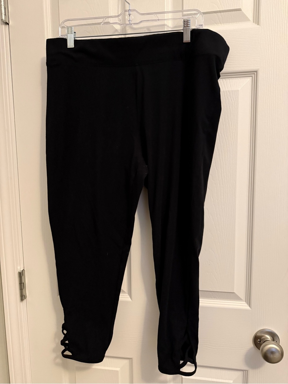Sonoma Black Capri Leggings with Lattice Hem Detail